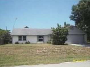 561 NW Biscayne Dr, Port Saint Lucie, FL 34983