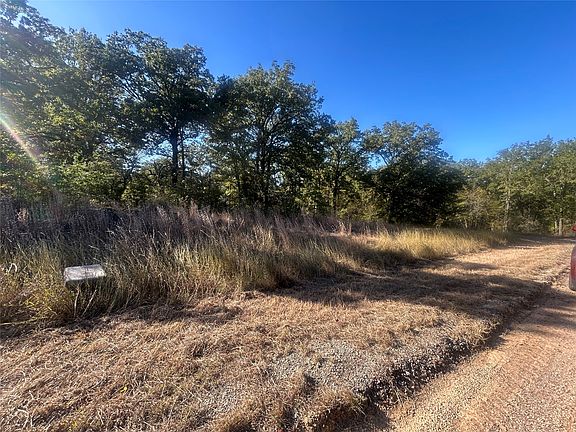 2nd image of 58 Point Lavista Rd