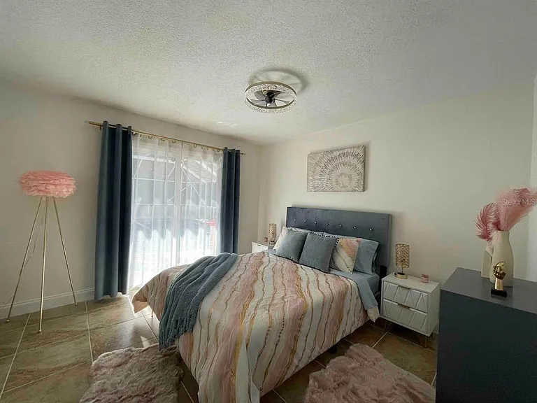12 Lytton Ln — Photo 28