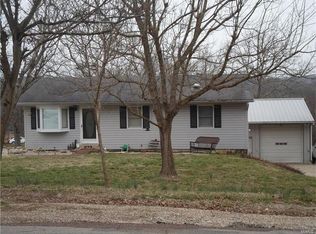 3916 Fountain City Rd, De Soto, MO