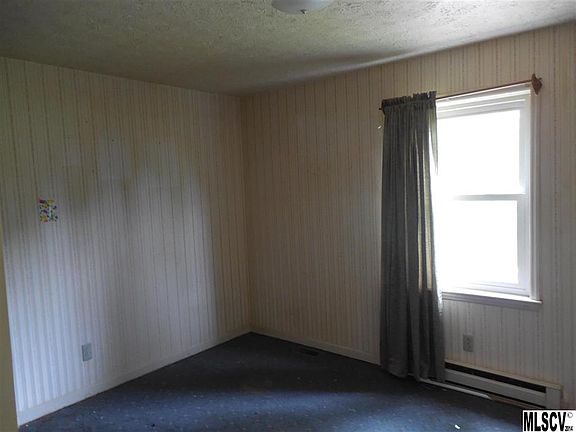 3rd image of 521 Oakland Avenue Ext