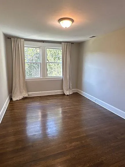 432 Kenneth Sq — Photo 17