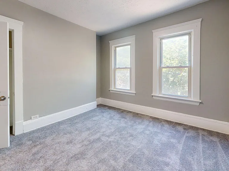 3222 W 94th St — Photo 58