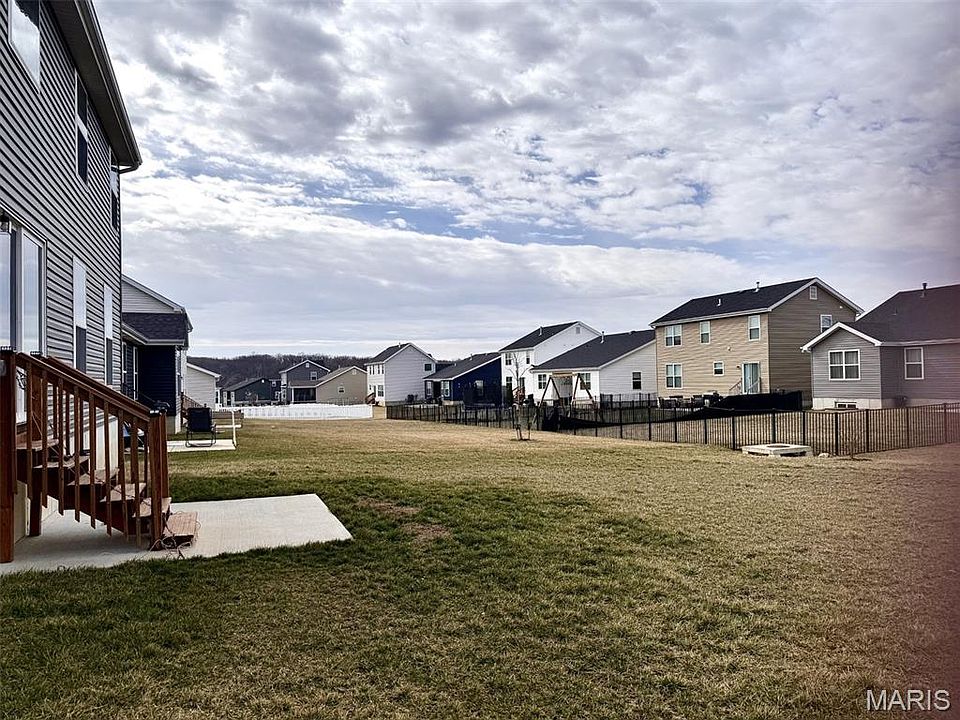 2nd image of 115 Liberty Valley Dr