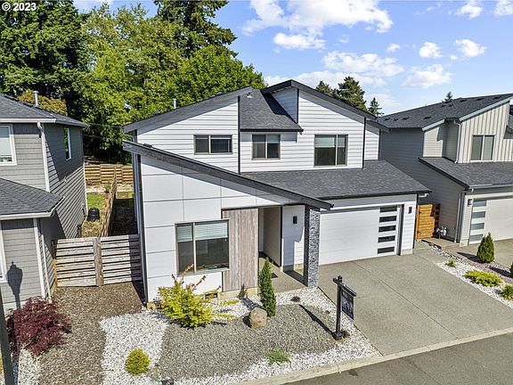 2nd image of 6007 NE 44th Ave