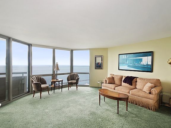 4th image of 195 N Harbor Dr APT 2502