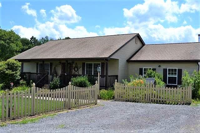 1st image of 343 Persinger Ln