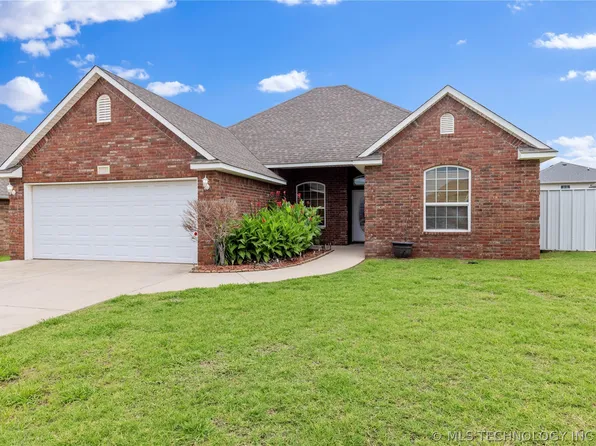 1705 Lisa Ln, Ardmore, OK 73401