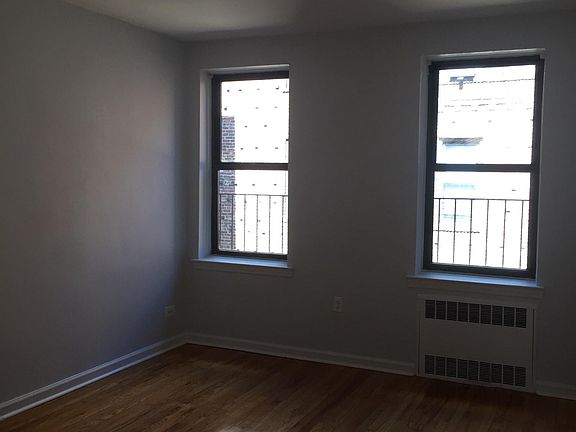 2nd image of 8530 116th St