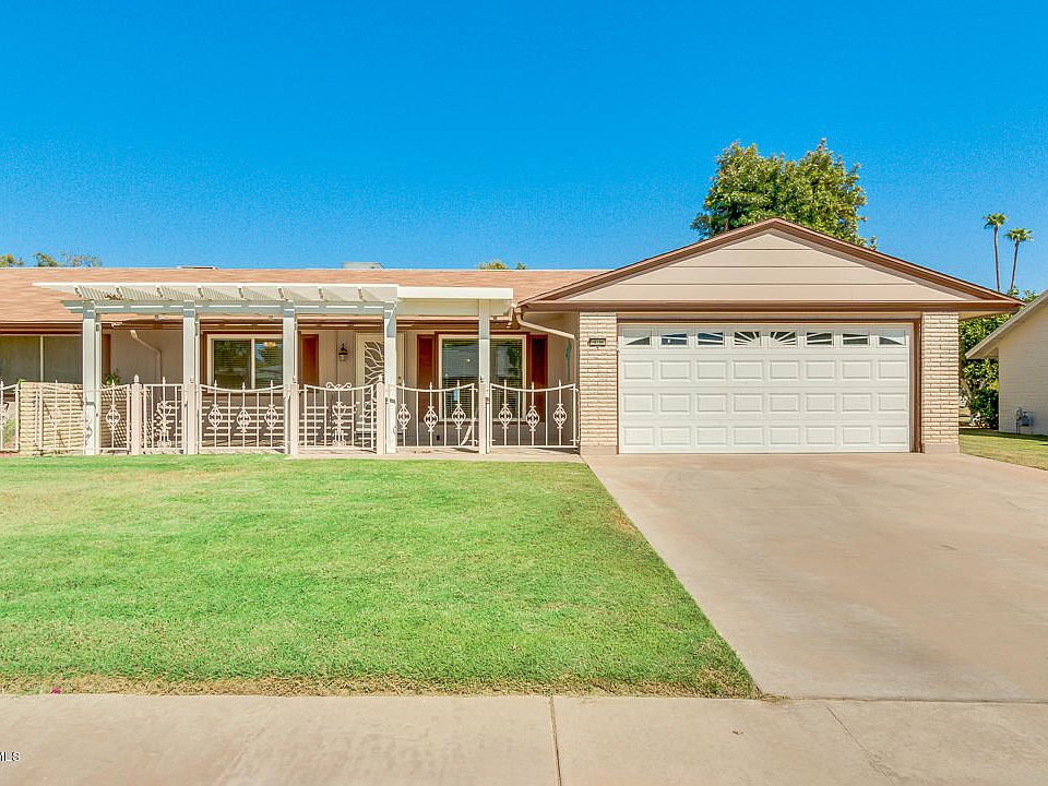 1st image of 10106 W Candlewood Dr