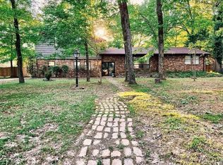 7 Redbud Dr, Conway, AR 72034