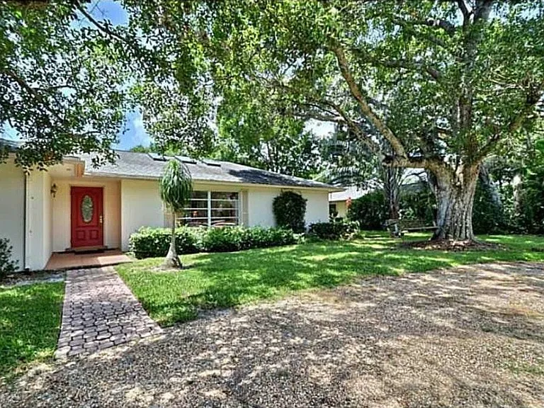 2736 Whippoorwill Ln — Photo 11