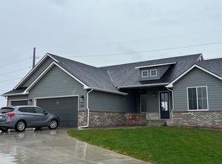 5001 N Emerald Ct, Maize, KS 67101
