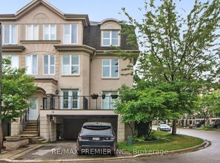 21 David Dunlap Cir, Toronto, ON M3C 4B9