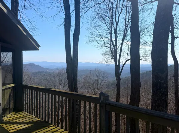 1186 Walnut Rdg, Ellijay, GA 30536