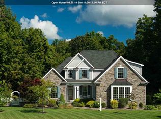 33 Stone Ridge Rd, Wilton, NY 12831