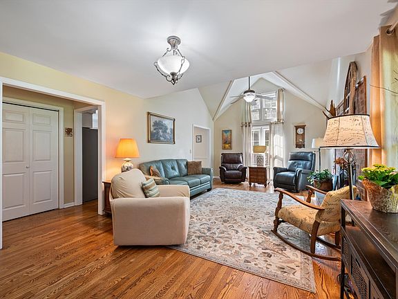 32nd image of 5700 Leipers Creek Rd