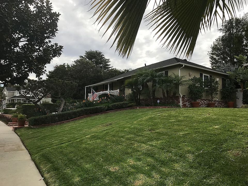 2nd image of 7623 Airport Blvd