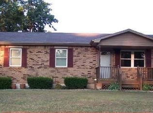 1309 Burns Rd, Radcliff, KY 40160