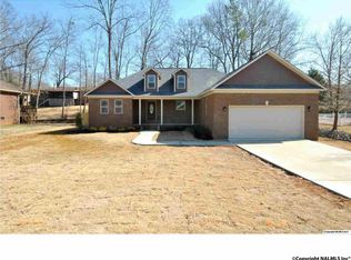 704 Bellemeade St SW, Hartselle, AL 35640