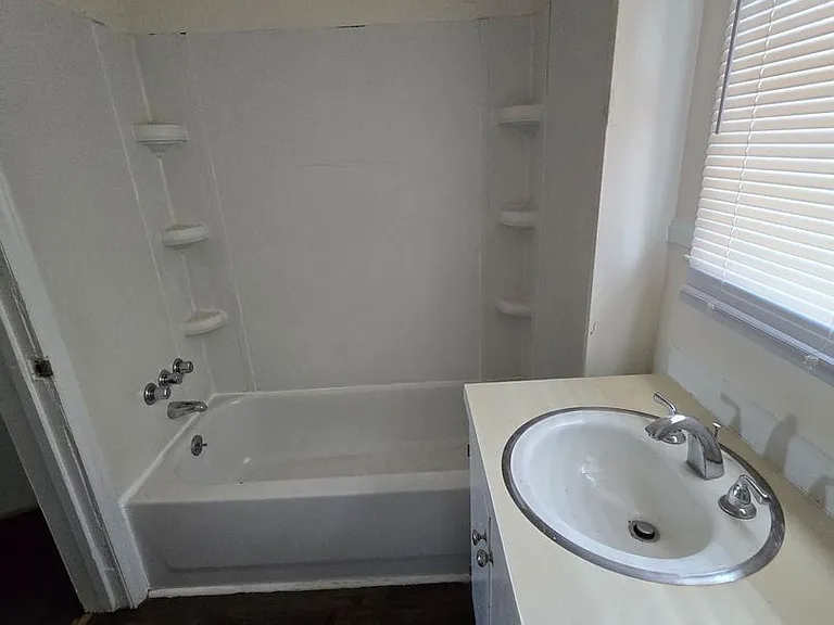 1401 Old Norlina Rd — Photo 21