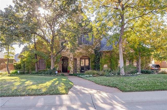 1st image of 3311 Northwood Dr