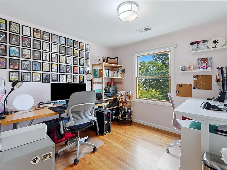 81 Nelson Ave #2X — Photo 11