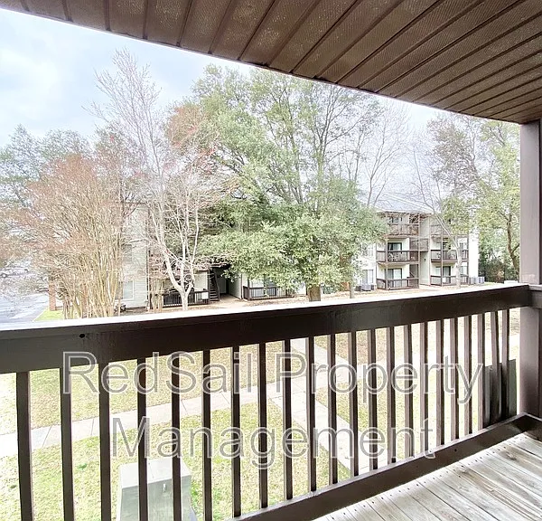139 Haverford Ct — Photo 14