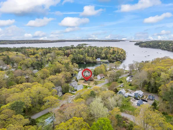 131 Lobster Cove Road, Boothbay Harbor, ME 04538