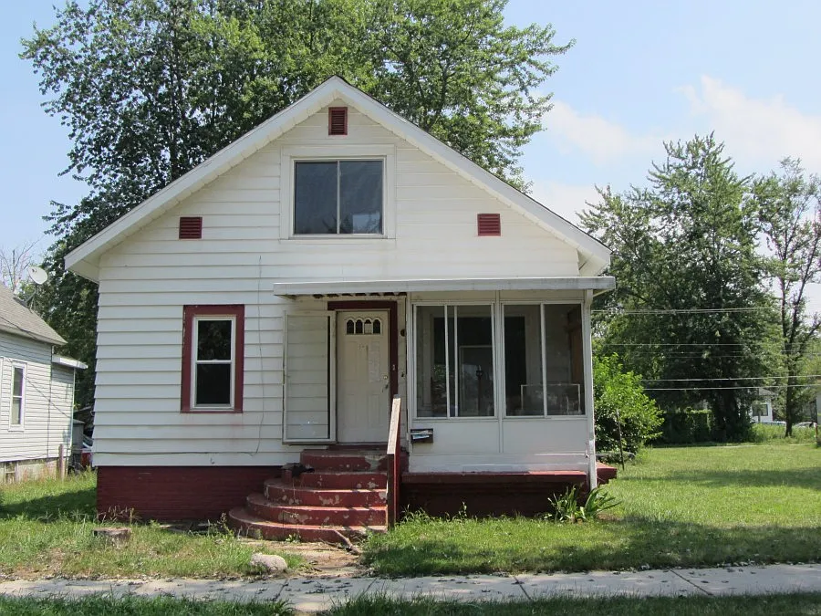 422 Hayes Ave photo 1