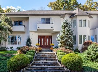 8 Sail Harbour Dr, Sherman, CT 06784