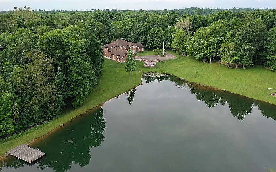 Private Secluded Lake