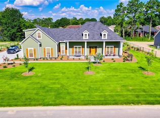 627 Saddle Cir, Waycross, GA 31503