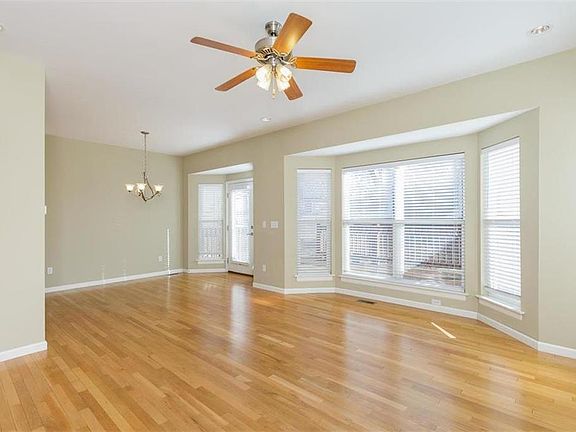 2nd image of 8002 Presidio Ct