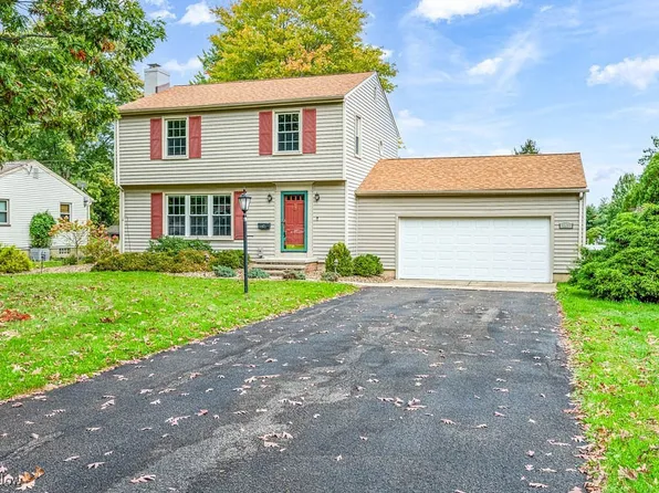 143 Hood Dr, Canfield, OH 44406