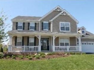 334 Weymouth Ave, Elgin, IL 60124