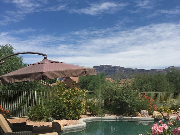 large pool w/mt.view