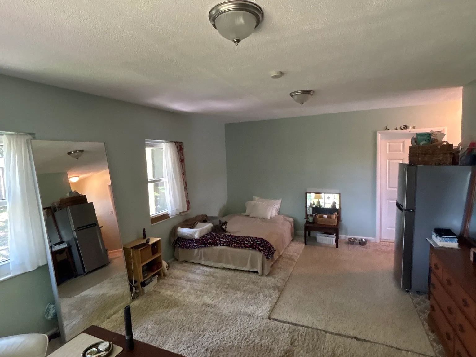 Studio, 400 sqft, $1,600 — Photo 4