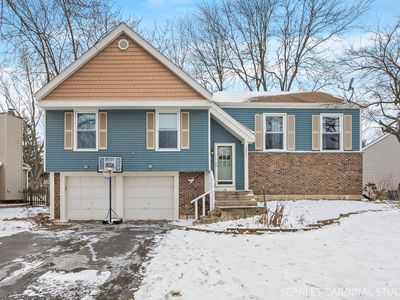 2221 Woodland Cir, Naperville, IL, 60565