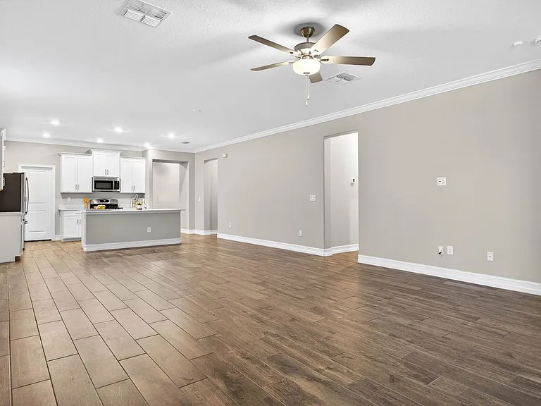 19462 Forest Garden Ct — Photo 14