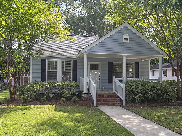 202 S Carolina Dr — Photo 3
