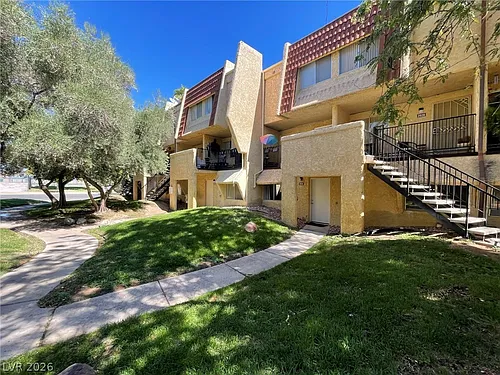 1303 Darlene Way Photo 1