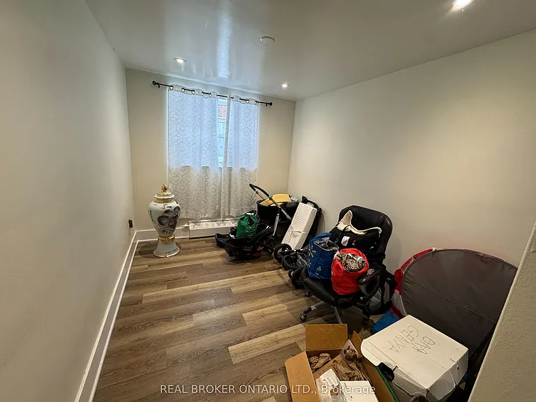 50 Benson Ave #2B — Photo 8