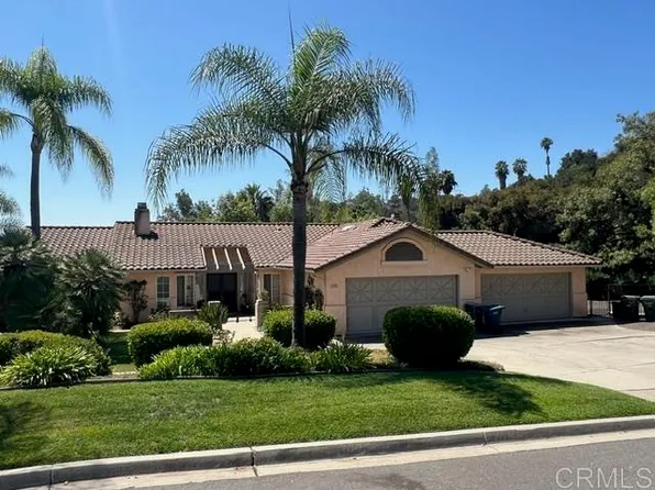 1538 Dublin Ln, Escondido, CA 92027