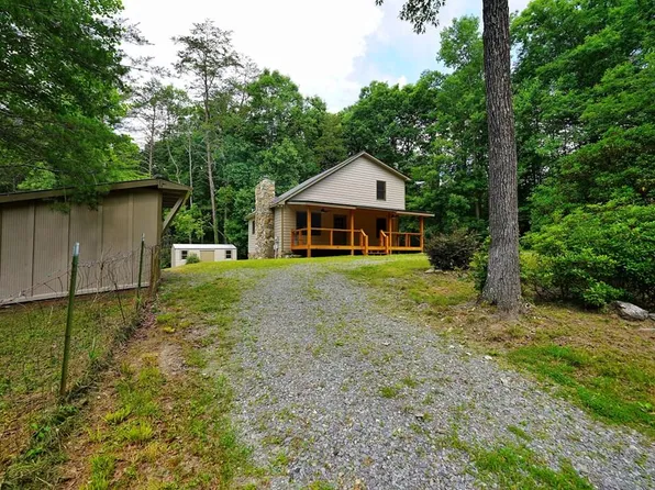 989 New Liberty Rd, Ellijay, GA 30536