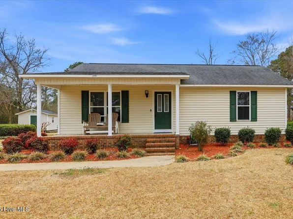 525 W Edwards Street, Princeton, NC 27569