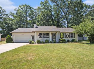 15228 Arborwood Dr, Grand Haven, MI 49417