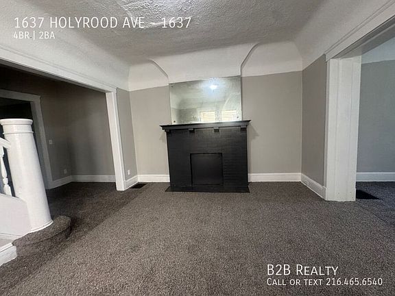 3rd image of 1637 Holyrood Rd #1637