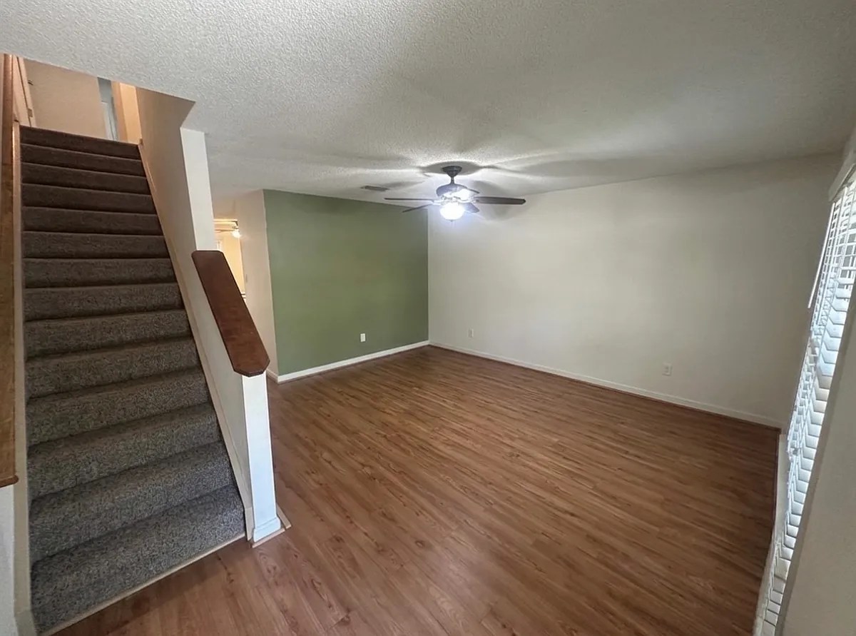 Building Photo - 36 Sparger Springs Ln