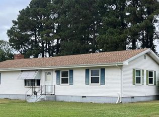 17325 Main St, Painter, VA 23420